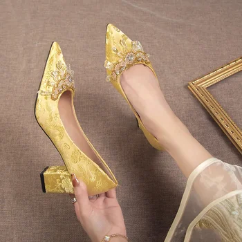Cresfimix Sapatos Femininas Дамска мода Златни висококачествени сватбени квадратни обувки на петата Zapato De Mujer Lady Casual Помпи A1561