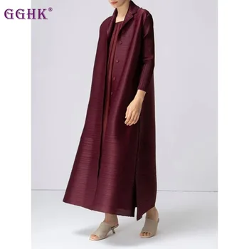 GGHK Miyake плисиран ретро дизайн жени дълго яке мода ревера хлабав еднореден тренч жени 2024 пролет ново облекло