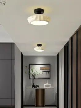 Nordic Луксозна минималистична керамика Плафониера LED E27 Модерни осветителни тела Домашен декор Спалня Балкон Пътека Входно антре Кафе