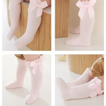 Нехлъзгащи се бебешки папийонни чорапи Меко коляно високо дълги найлонови чорапи дантела памук принцеса чорапи деца